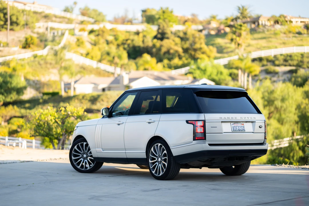 2013 Land Rover Range Rover L405 - Image 7 of 31