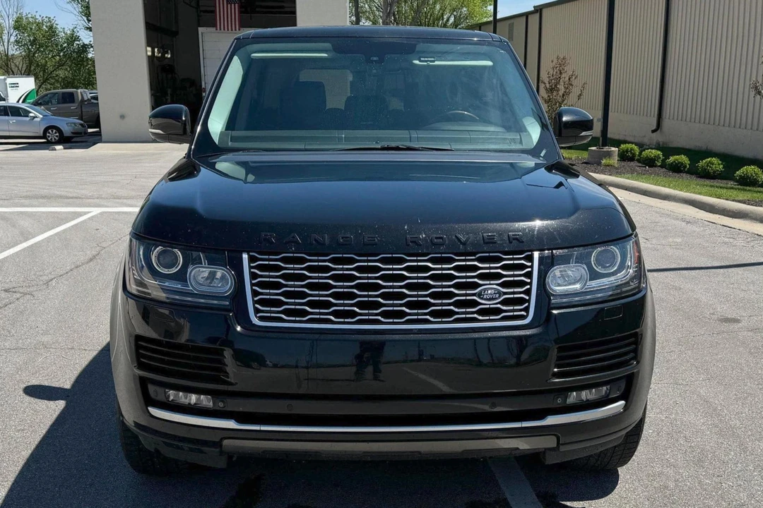 2013 Land Rover Range Rover L405 - Image 2 of 31