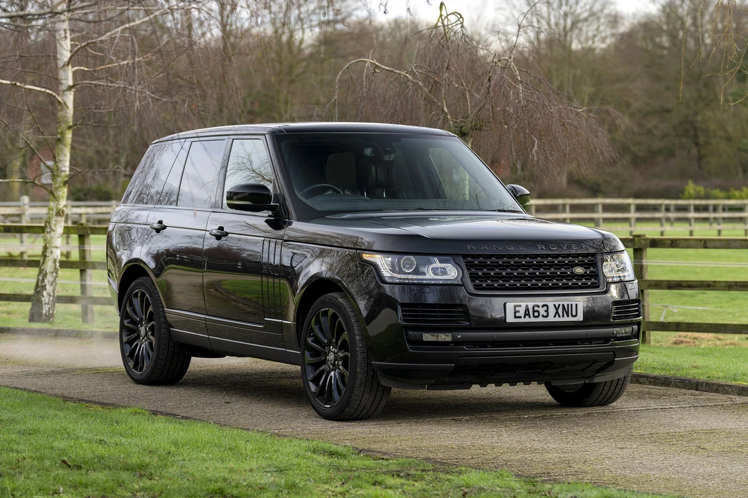 2013 Land Rover Range Rover L322 - Image 2 of 31