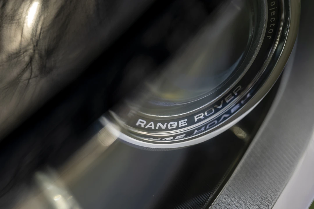 2013 Land Rover Range Rover L322 - Image 17 of 31