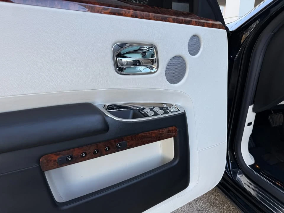 2013 Rolls-Royce Ghost 1st Gen - Image 10 of 20