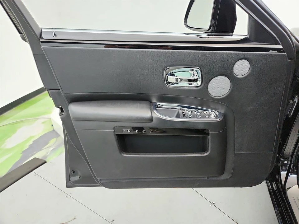 2013 Rolls-Royce Ghost 1st Gen - Image 23 of 31
