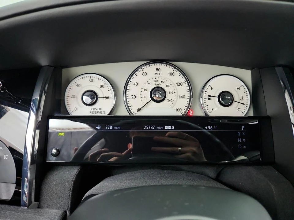 2013 Rolls-Royce Ghost 1st Gen - Image 16 of 31