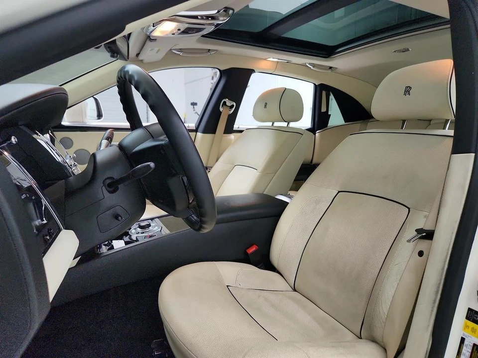 2013 Rolls-Royce Ghost 1st Gen - Image 14 of 31