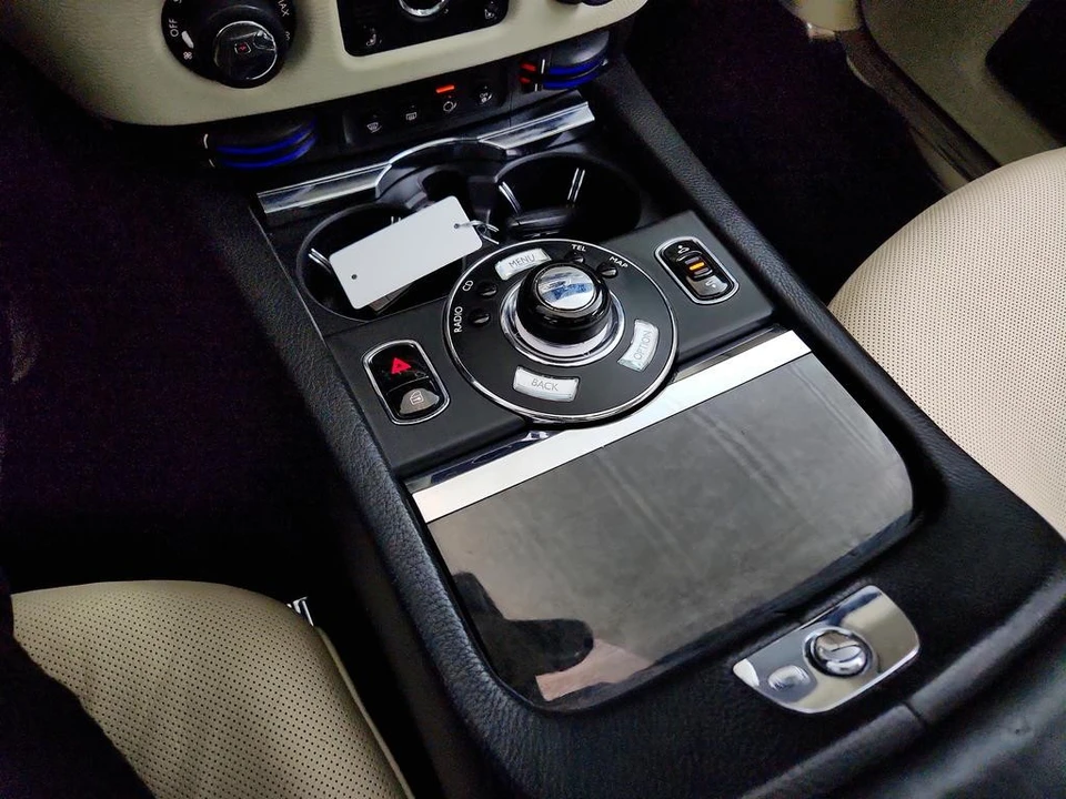 2013 Rolls-Royce Ghost 1st Gen - Image 18 of 31