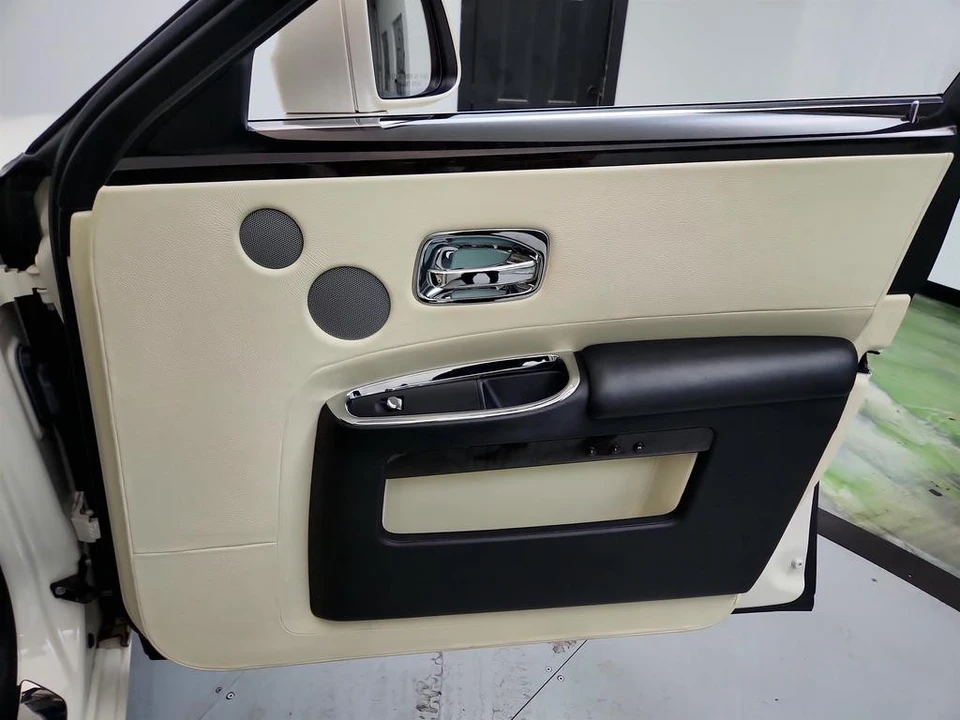2013 Rolls-Royce Ghost 1st Gen - Image 28 of 31