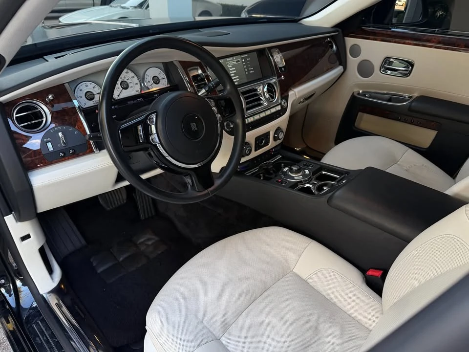 2013 Rolls-Royce Ghost 1st Gen - Image 2 of 20
