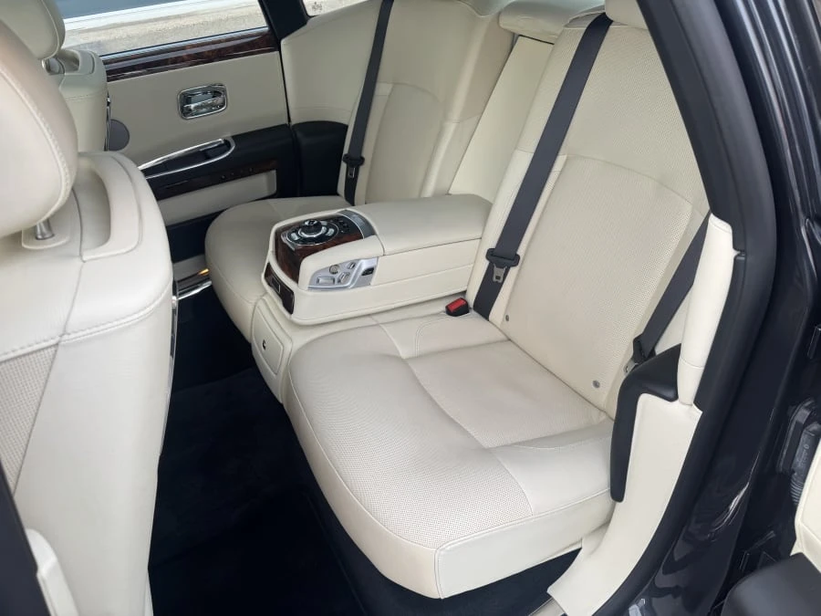 2013 Rolls-Royce Ghost 1st Gen - Image 7 of 12