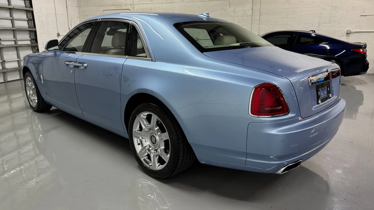 2013 Rolls-Royce Ghost 1st Gen - Image 17 of 21