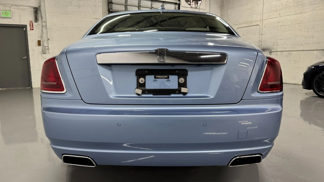 2013 Rolls-Royce Ghost 1st Gen - Image 16 of 21