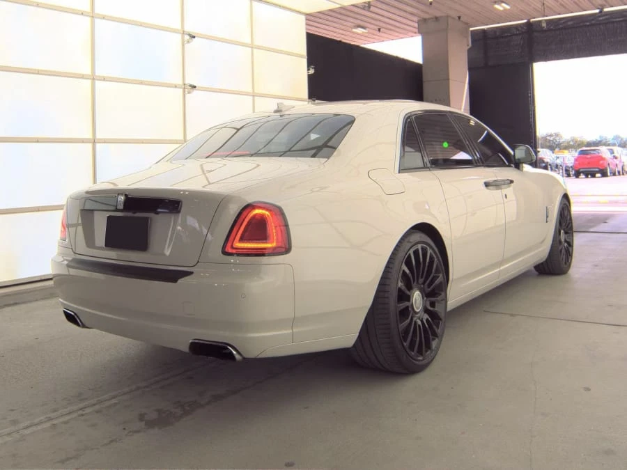 2013 Rolls-Royce Ghost 1st Gen - Image 2 of 31