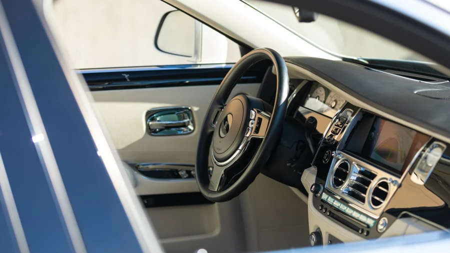 2013 Rolls-Royce Ghost 1st Gen - Image 11 of 31