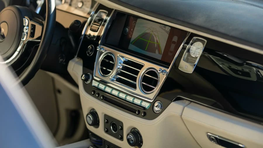 2013 Rolls-Royce Ghost 1st Gen - Image 18 of 31