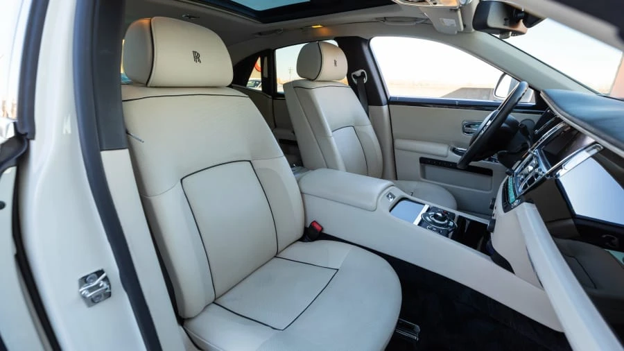 2013 Rolls-Royce Ghost 1st Gen - Image 20 of 31