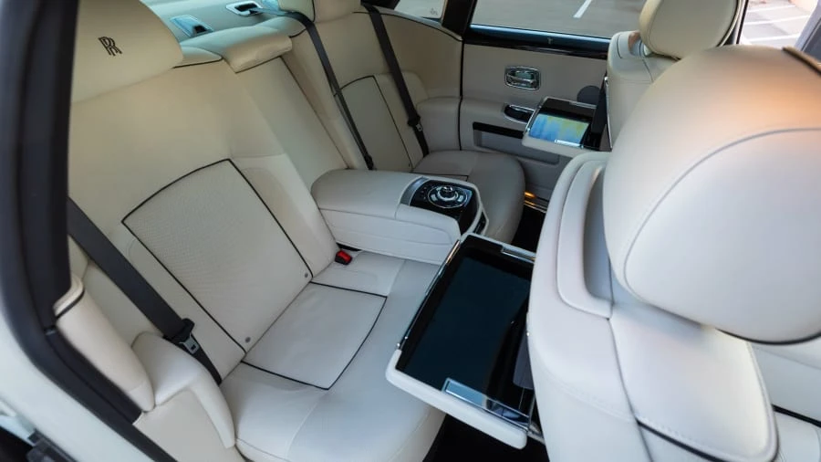 2013 Rolls-Royce Ghost 1st Gen - Image 26 of 31