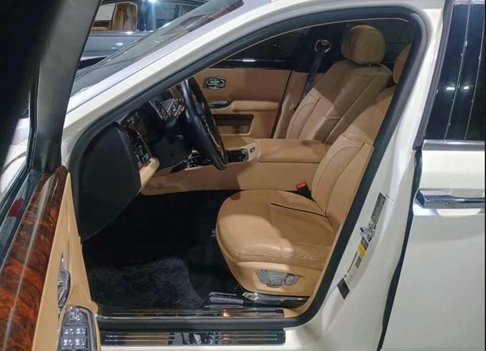 2013 Rolls-Royce Ghost 1st Gen - Image 4 of 5