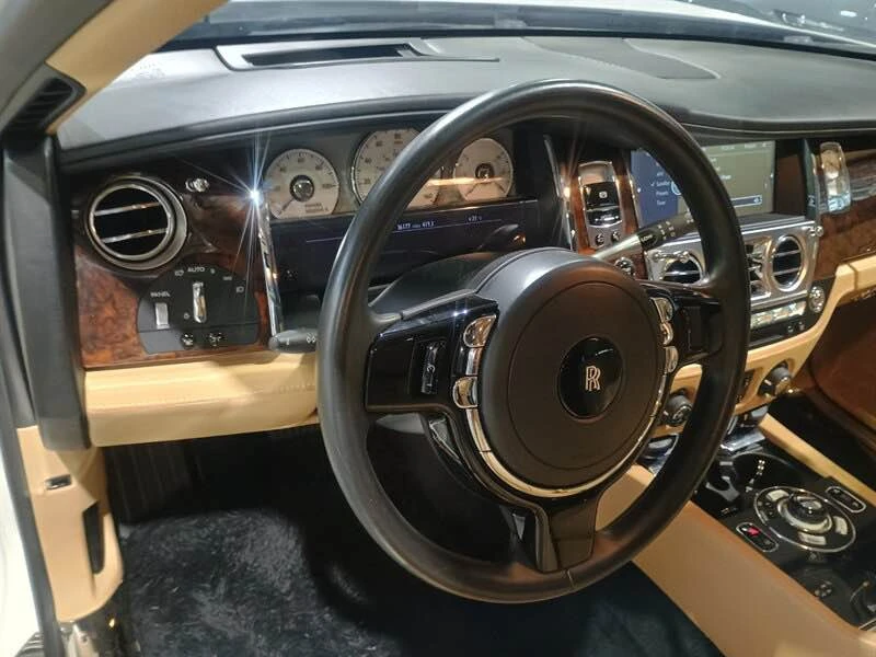 2013 Rolls-Royce Ghost 1st Gen - Image 5 of 11