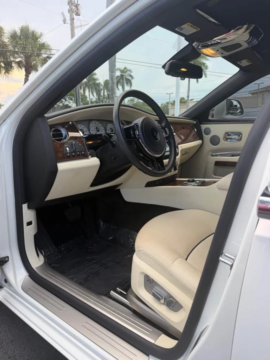 2013 Rolls-Royce Ghost 1st Gen - Image 16 of 18