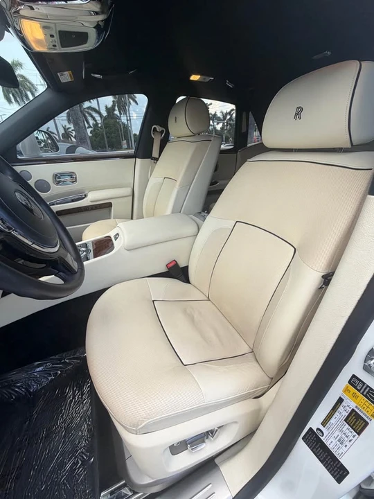 2013 Rolls-Royce Ghost 1st Gen - Image 17 of 18