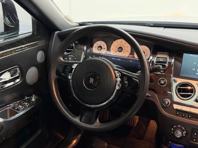 2013 Rolls-Royce Ghost 1st Gen - Image 17 of 31