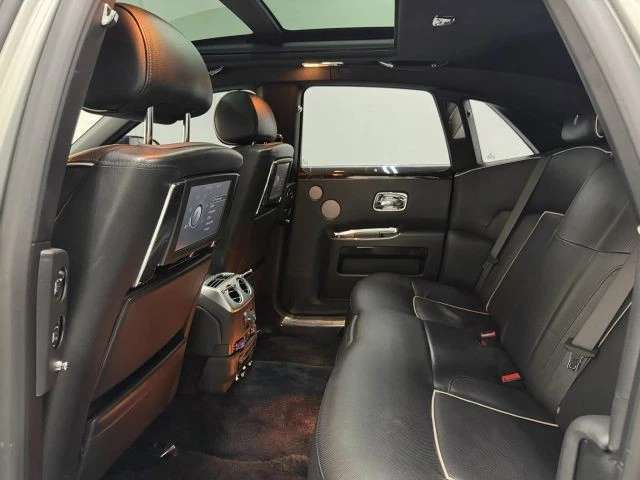 2013 Rolls-Royce Ghost 1st Gen - Image 14 of 31