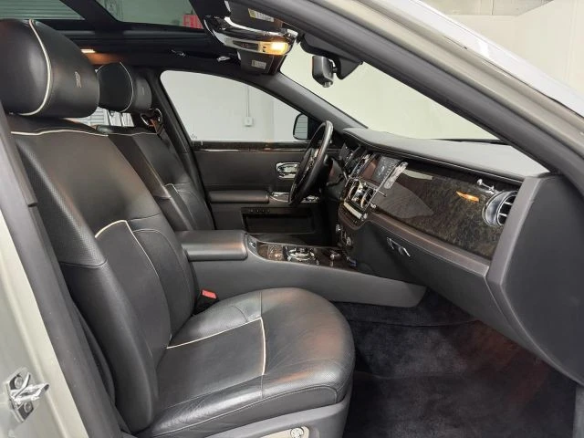 2013 Rolls-Royce Ghost 1st Gen - Image 11 of 31