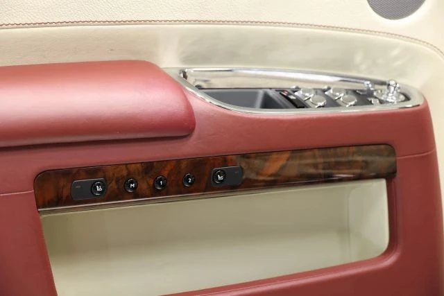 2013 Rolls-Royce Ghost 1st Gen - Image 11 of 31