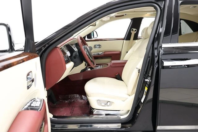 2013 Rolls-Royce Ghost 1st Gen - Image 13 of 31