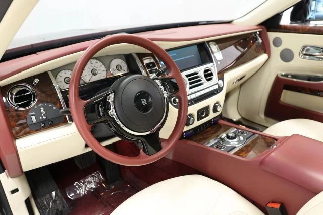 2013 Rolls-Royce Ghost 1st Gen - Image 23 of 31