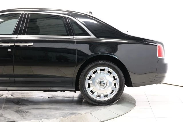 2013 Rolls-Royce Ghost 1st Gen - Image 8 of 31
