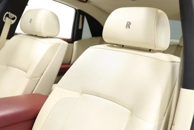 2013 Rolls-Royce Ghost 1st Gen - Image 16 of 31