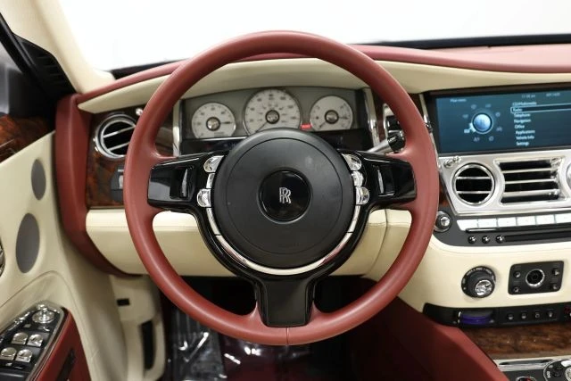 2013 Rolls-Royce Ghost 1st Gen - Image 25 of 31