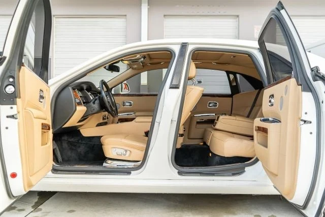 2013 Rolls-Royce Ghost 1st Gen - Image 9 of 21