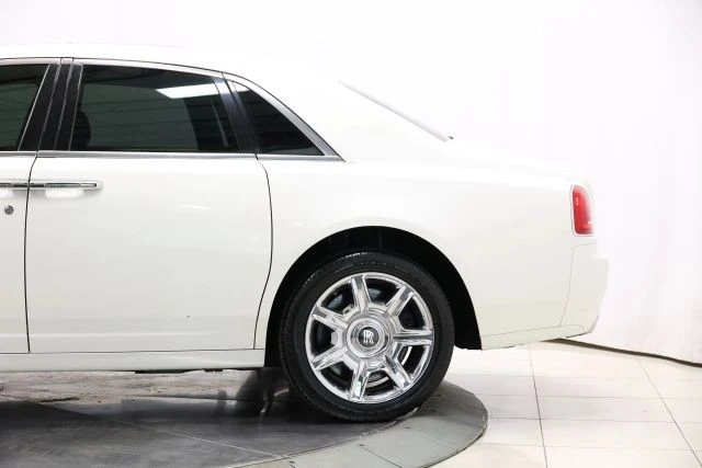 2013 Rolls-Royce Ghost 1st Gen - Image 9 of 31