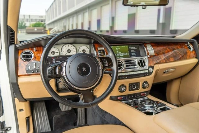 2013 Rolls-Royce Ghost 1st Gen - Image 13 of 21