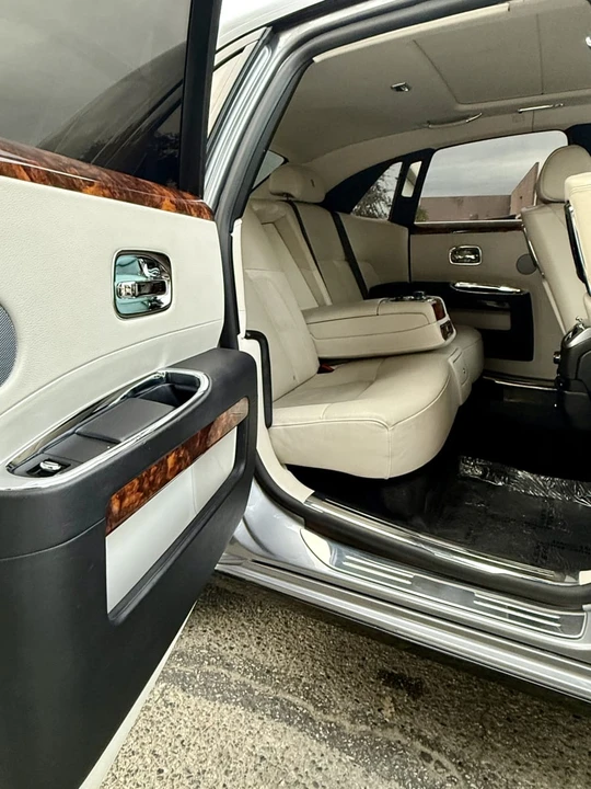 2013 Rolls-Royce Ghost 1st Gen - Image 13 of 19