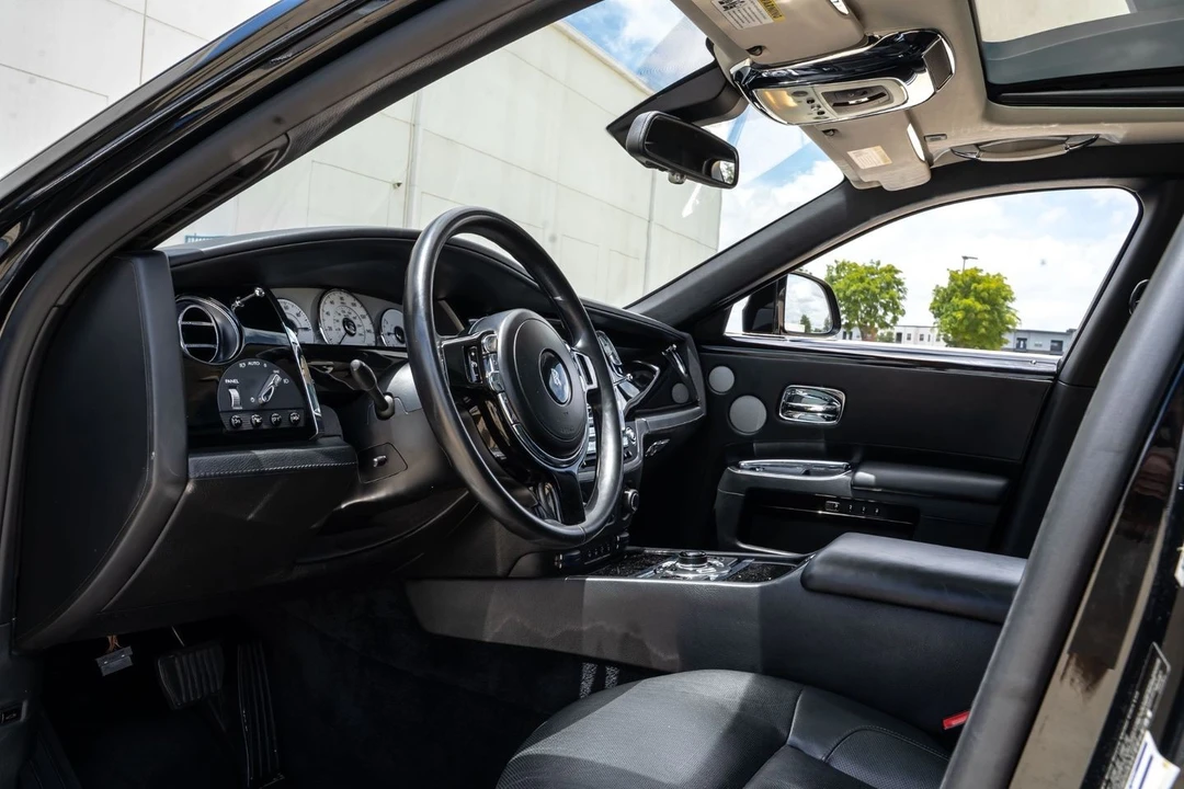 2013 Rolls-Royce Ghost 1st Gen - Image 23 of 31