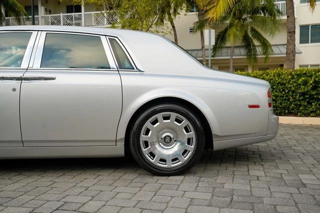 2013 Rolls-Royce Phantom VII - Image 16 of 21