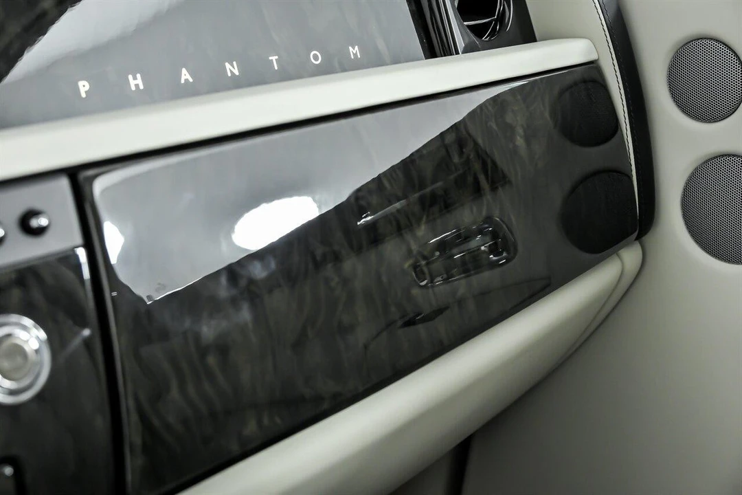 2013 Rolls-Royce Phantom VII - Image 16 of 31