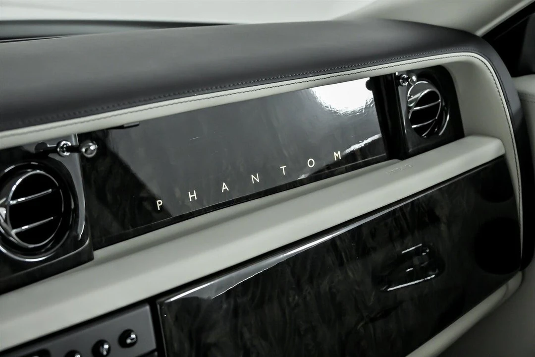 2013 Rolls-Royce Phantom VII - Image 13 of 31