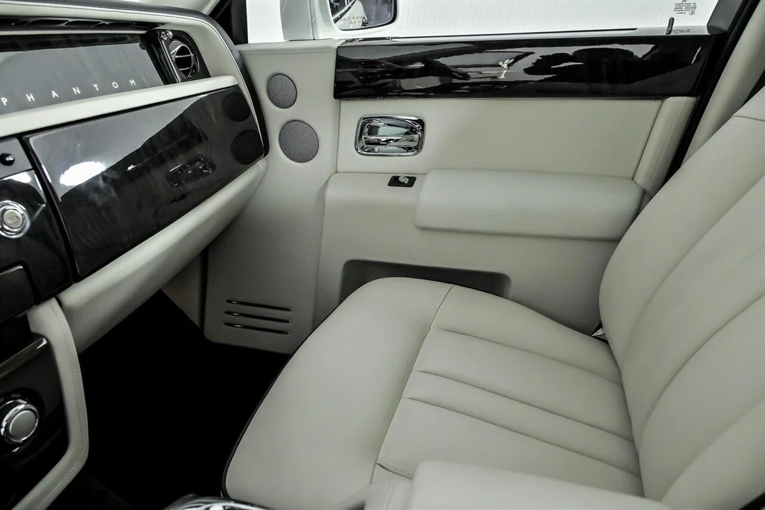 2013 Rolls-Royce Phantom VII - Image 15 of 31