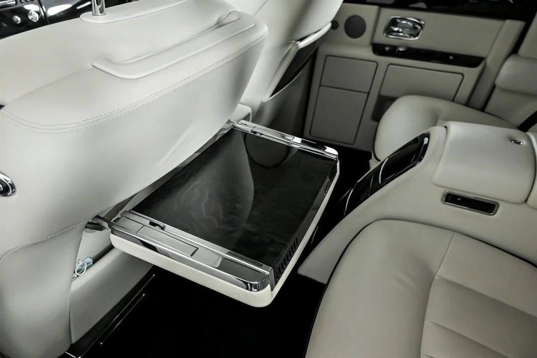 2013 Rolls-Royce Phantom VII - Image 19 of 31