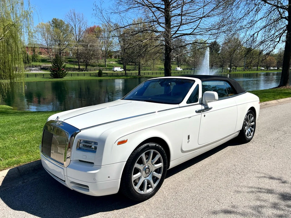 2013 Rolls-Royce Phantom VII - Image 11 of 31