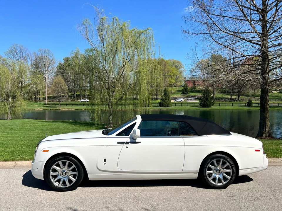 2013 Rolls-Royce Phantom VII - Image 16 of 21