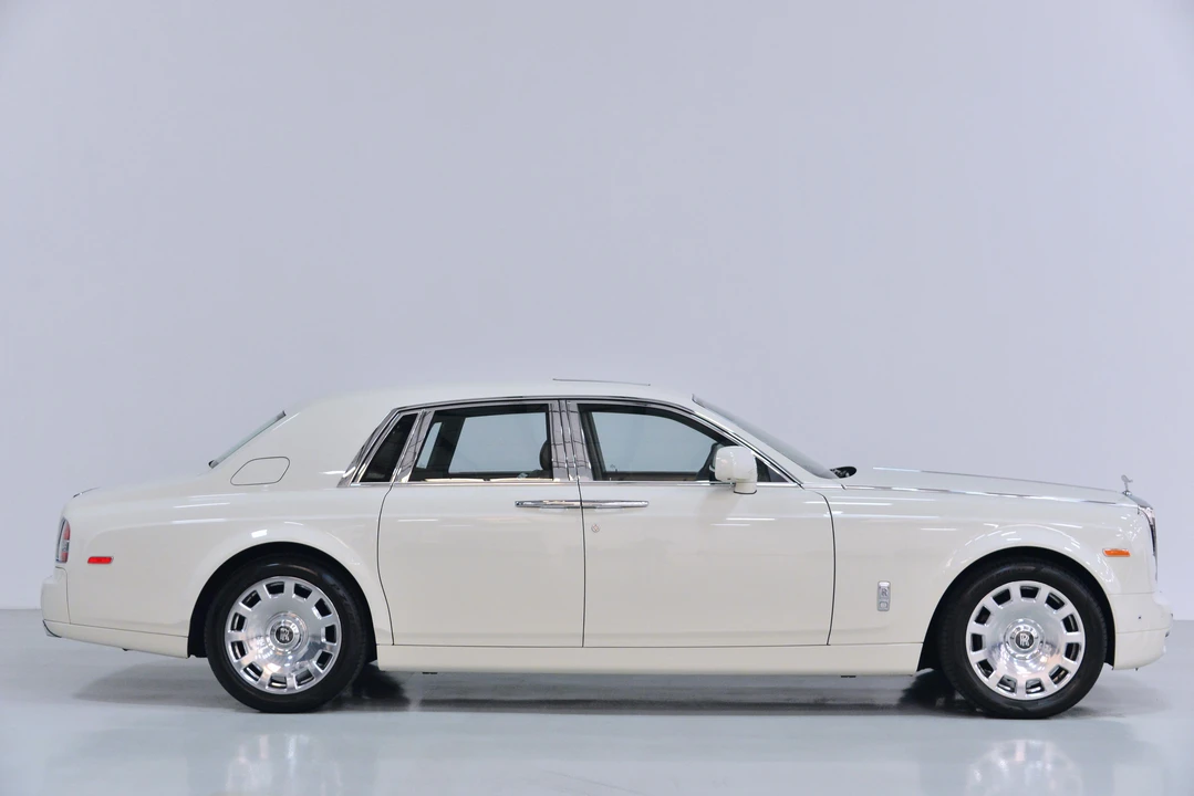 2013 Rolls-Royce Phantom VII - Image 17 of 31