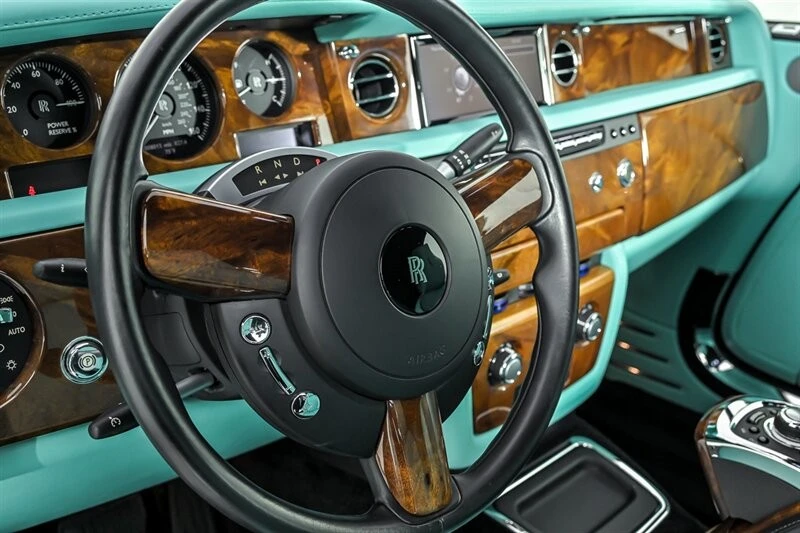 2013 Rolls-Royce Phantom VII - Image 24 of 31