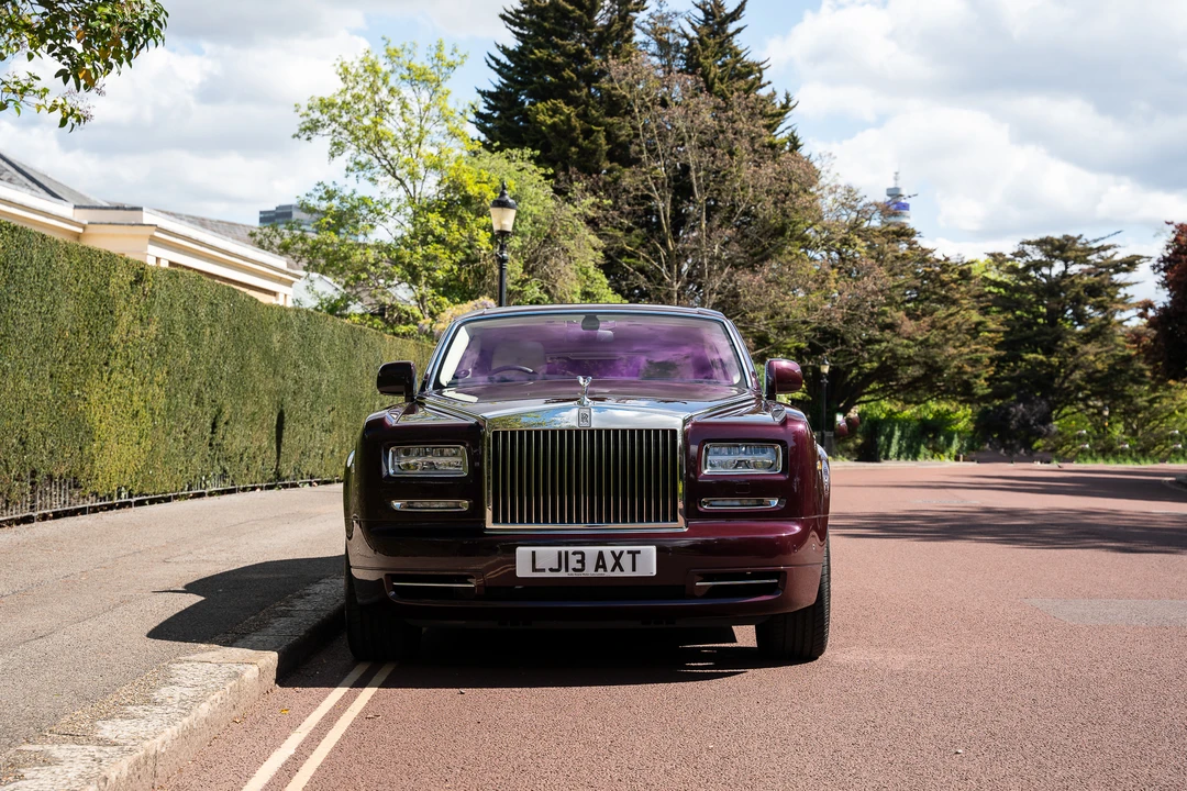 2013 Rolls-Royce Phantom VII - Image 2 of 31
