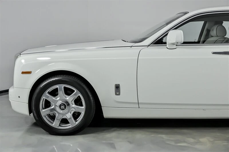 2013 Rolls-Royce Phantom VII - Image 7 of 21