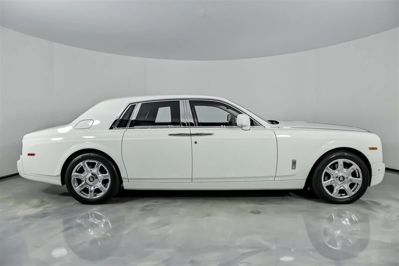 2013 Rolls-Royce Phantom VII - Image 14 of 21