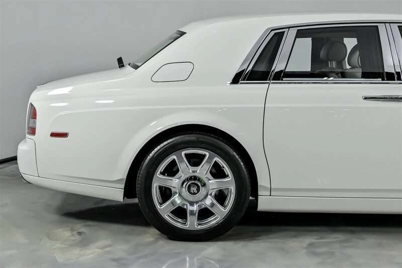 2013 Rolls-Royce Phantom VII - Image 13 of 21
